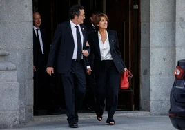 El fiscal general del Estado Álvaro García Ortiz con Dolores Delgado el pasado mes de octubre en un acto oficial.