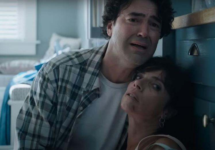 Ron Livingston y Maribel Verdú en 'Flash.