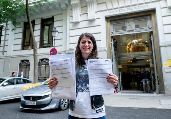 Macarena Olona volvió este miércoles al Ministerio del Interior para entregar la nueva documentación de su partido político.