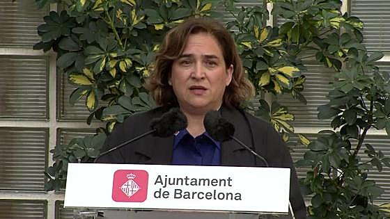 PSC y Esquerra rechazan la propuesta de Colau de repartirse la alcaldía de Barcelona entre los tres