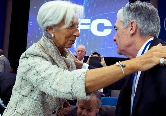 La presidenta del BCE, Christine Lagarde, junto a Jerome Powell, presidente de la FED.