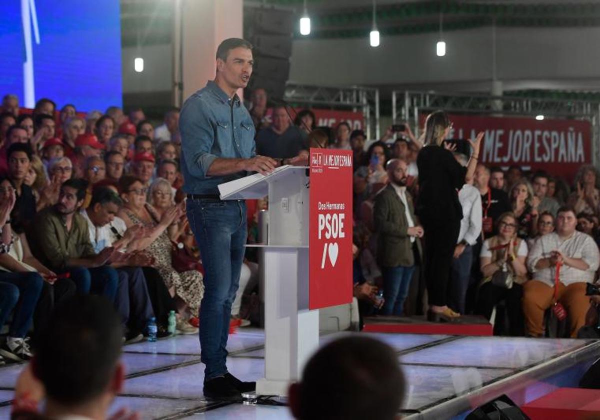 Pedro Sánchez interviene durante un acto socialista.