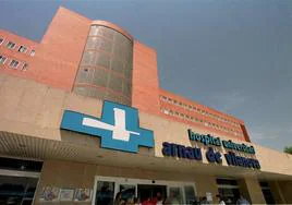 Fachada del Hospital Universitario Arnau de Vilanova, en Lleida.