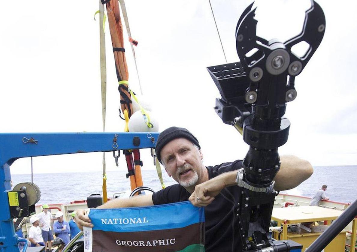 James Cameron inicia su viaje a las profundidades del océano