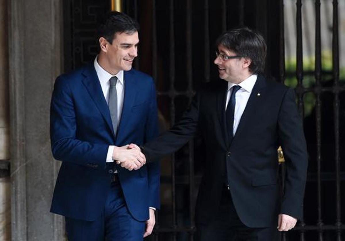 Pedro Sänchez y Carles Puigdemont, en una imagen de archivo.