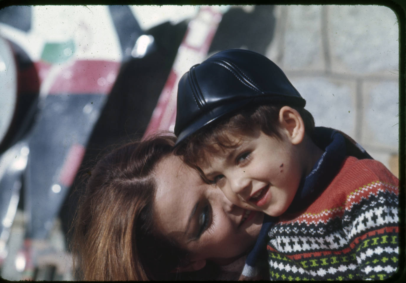 Carmen Sevilla con su hijo, Augusto Algueró.