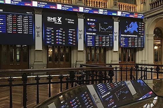 El Ibex choca con los 9.300 puntos pendiente de los bancos centrales y Moscú