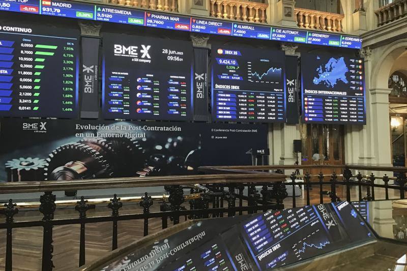 Interior de la Bolsa de Madrid.