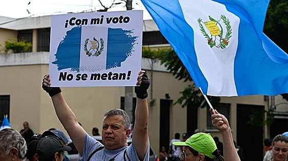 La derecha de Guatemala arremete contra el ascenso electoral de la izquierda