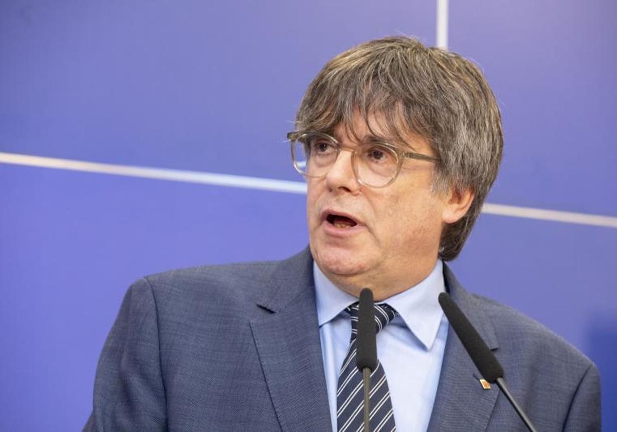 Puigdemont revela que «personas del PSOE» le ofrecieron un indulto