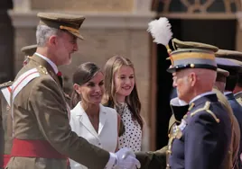 Los Reyes y la princesa en la Academia General Militar de Zaragoza, este viernes.