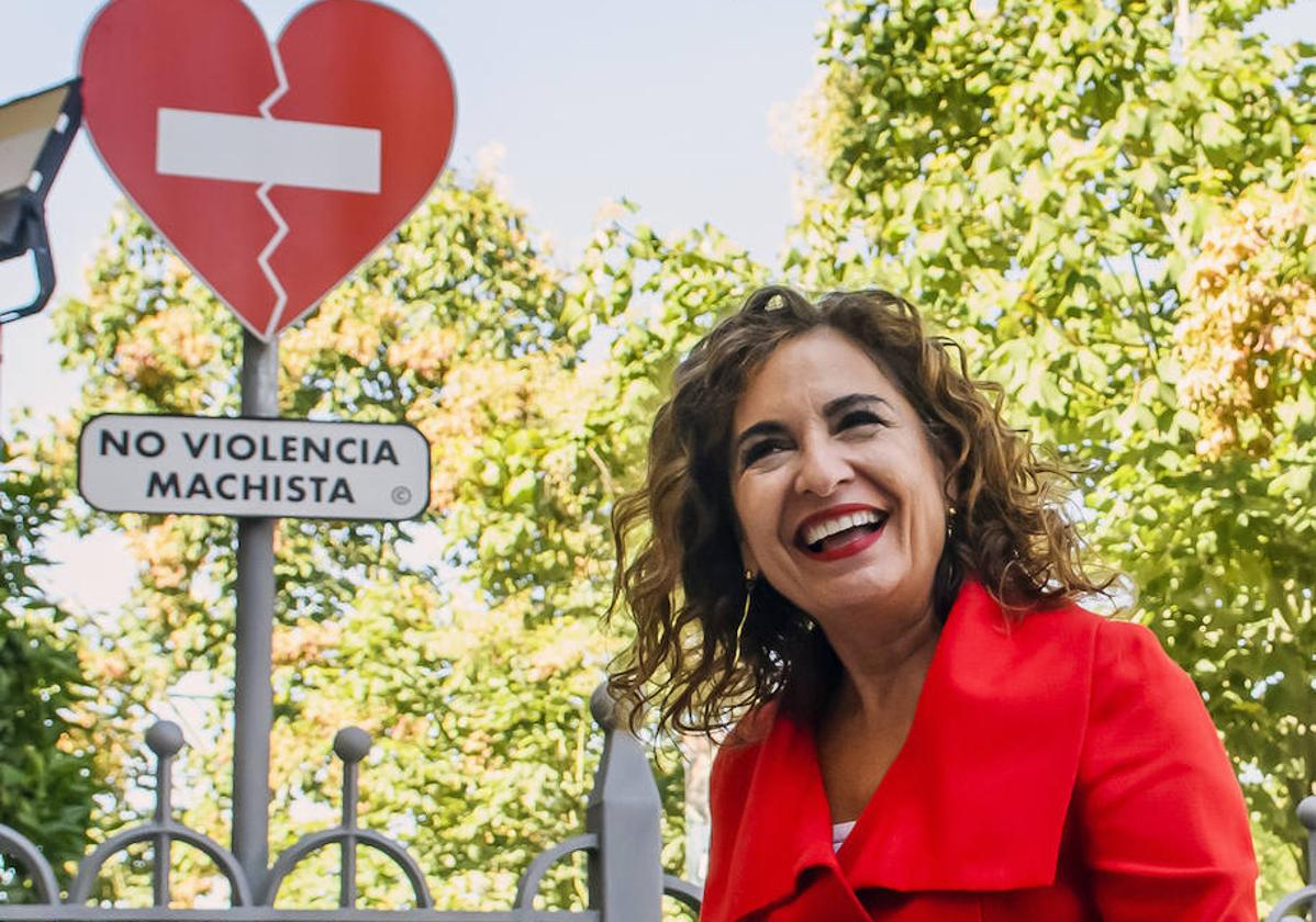 La cabeza de lista del PSOE en Sevilla, María Jesús Montero.