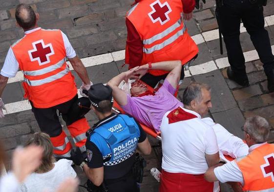 El cuarto encierro de San Fermín, en imágenes