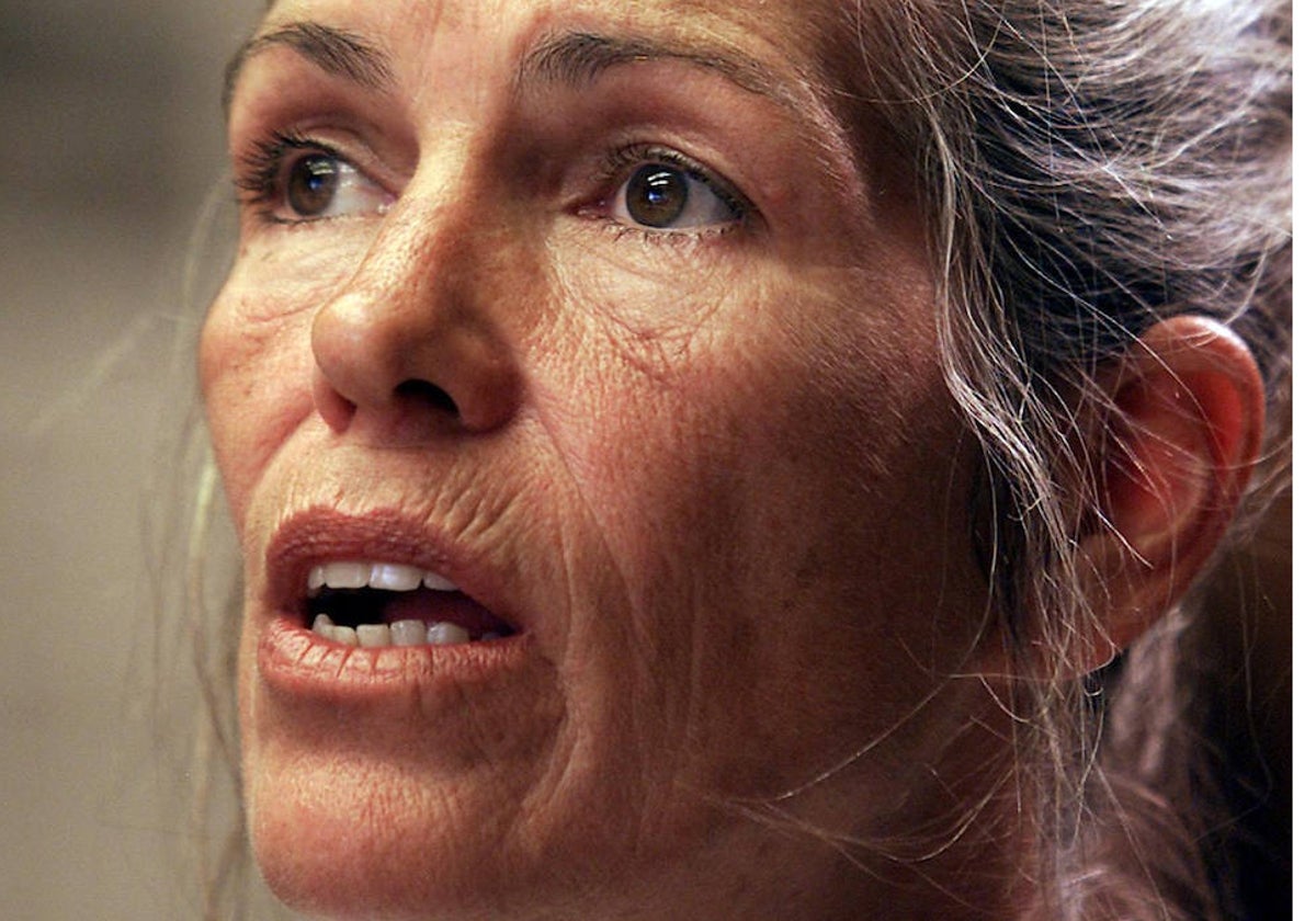 La exmiembro de la 'Familia Manson', Leslie van Houten, cuando iba a ser liberada, en California.