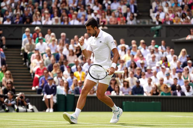 Djokovic celebra uno de los puntos ante Alcaraz