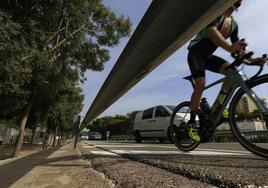 Imagen de archivo de un ciclista