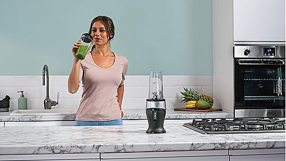 Crea tus propios smoothies con estas batidoras de vaso