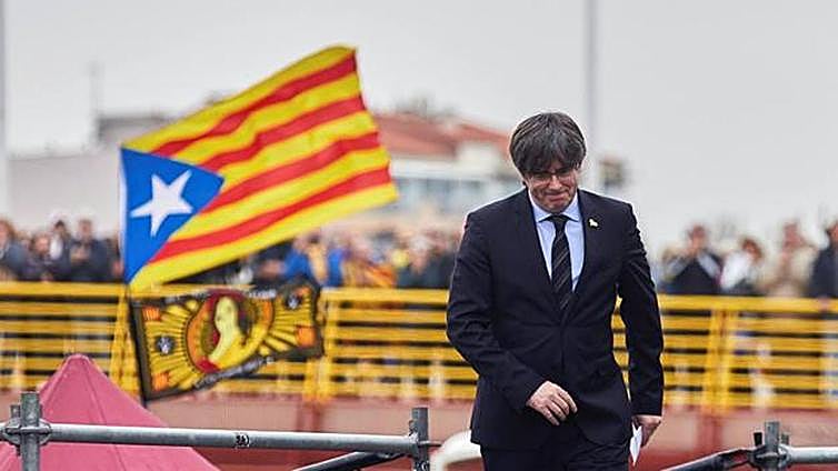 La exigencia de la amnistía para Puigdemont y los '4.000 del procés' tropieza con la legalidad