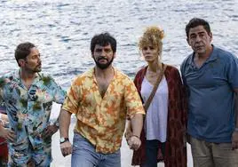 Carlos Santos, Fran Perea, Esther Acebo y Pablo Chiapella en 'De perdidos a Río'.