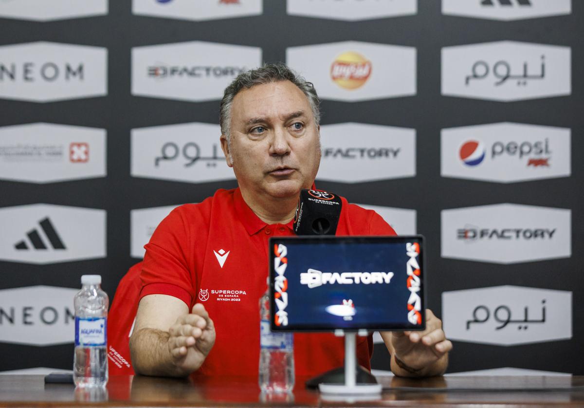 Medina Cantalejo, presidente del CTA, durante una rueda de prensa.