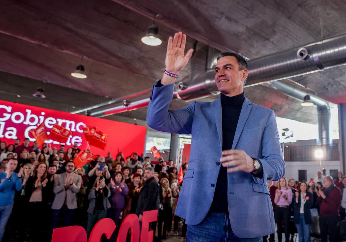 Sánchez, durante un acto electoral por el 8-M.