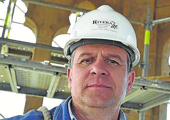 Rivera, en el campanario del Buen Pastor en San Sebastián