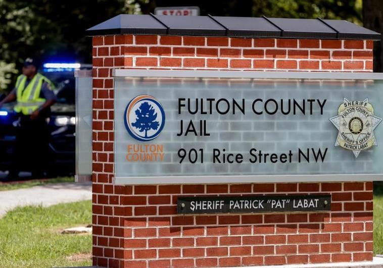 El sheriff de Fulton a Trump: «La cárcel está abierta las 24 horas»