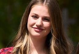 El cambio de look obligatorio de Leonor para entrar en la Academia Militar: corte de pelo y prohibida la manicura