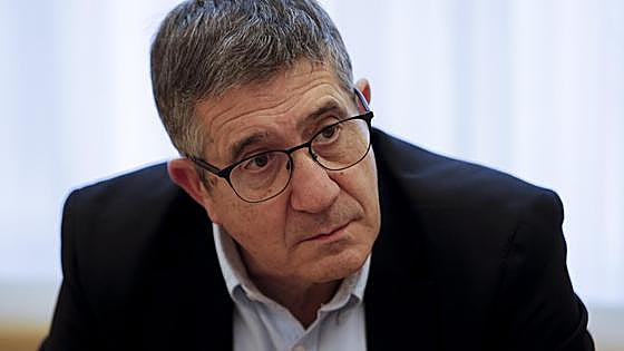 El PSOE mantendrá como portavoces parlamentarios a Patxi López y Eva Granados