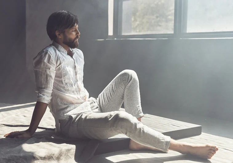 Pantalones de lino para hombres para estar guapos y fresquitos