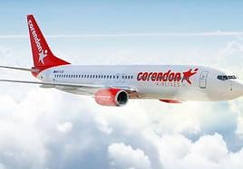 Una aerolínea europea lanza por primera vez un vuelo con una zona solo para adultos