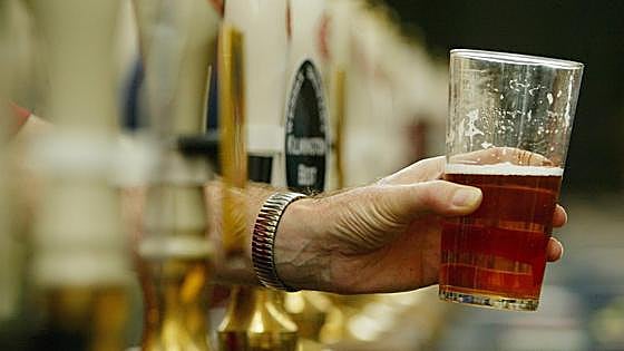 Del baño al bar: la primera cerveza del mundo creada con aguas residuales