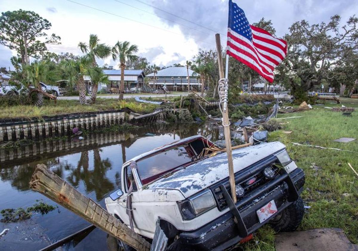 El huracán &#039;Idalia&#039; deja un escenario catastrófico en Florida