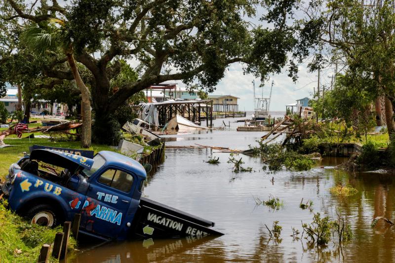 El huracán &#039;Idalia&#039; deja un escenario catastrófico en Florida