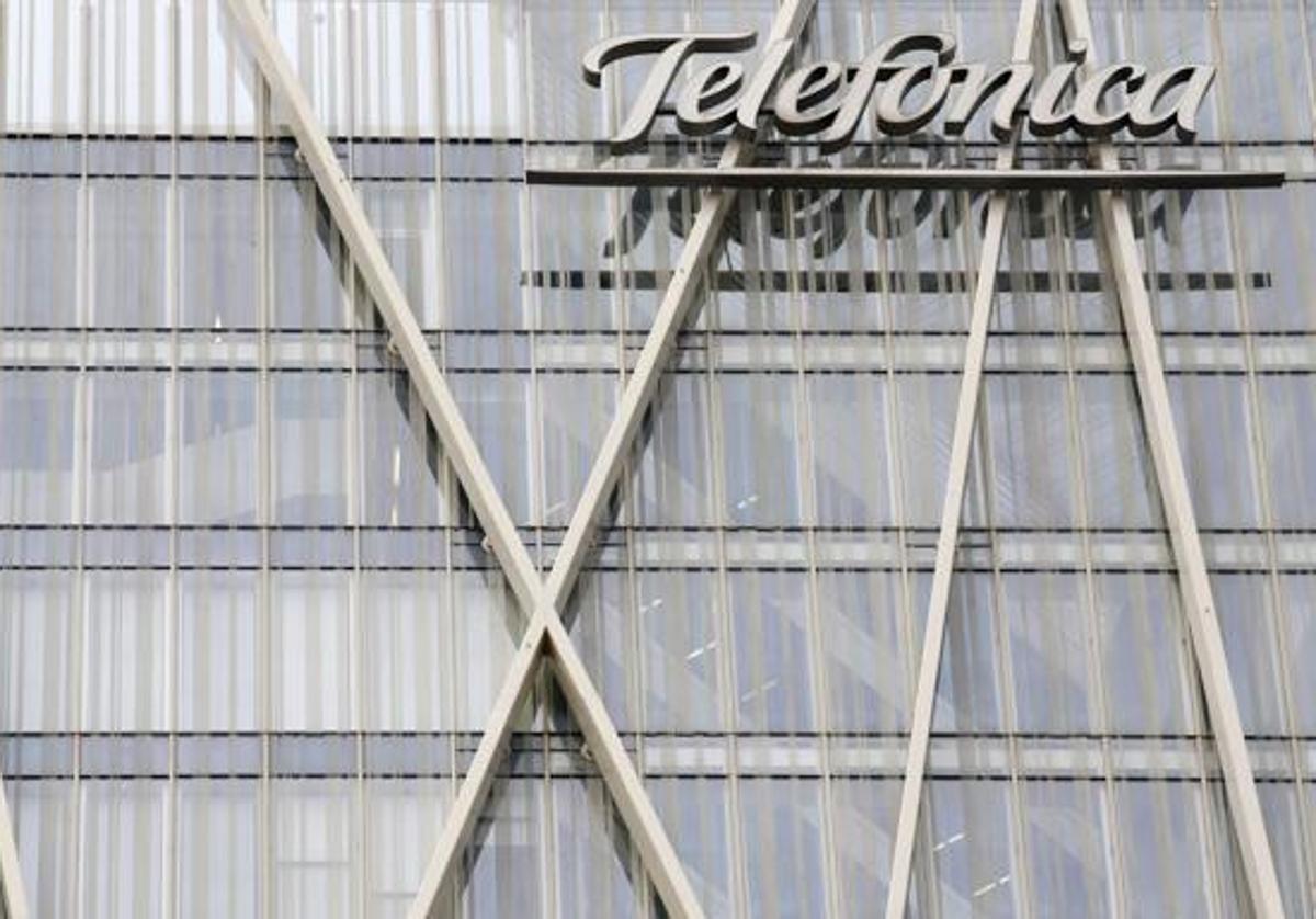 El asalto saudí a Telefónica deja al Gobierno perplejo por la magnitud de la operación