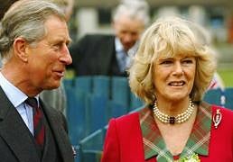 Las perlas de Isabel II que no tiene Camilla: quién se ha quedado con el trágico collar de tres vueltas