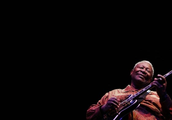 B. B. King, durante una de sus actuaciones de los últimos años.