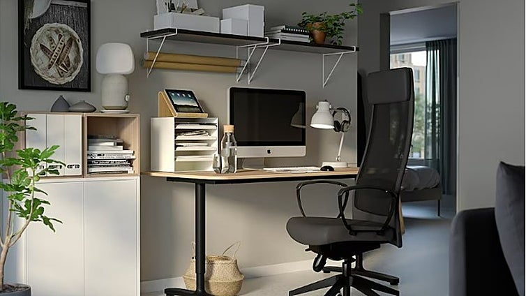 Crea tu rincón ideal para estudiar, trabajar o jugar con estos accesorios de IKEA