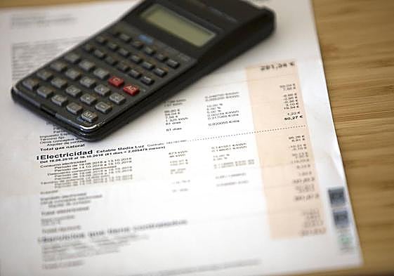 Factura de electricidad.