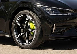 Frenada de un coche eléctrico