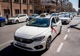 Taxis de Madrid en una manifestación.