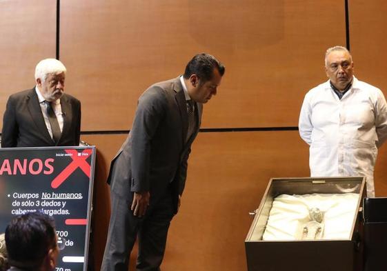 Presentan cuerpos no humanos en Congreso mexicano y piden reconocer la vida extraterrestre