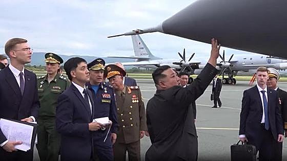 Rusia enseña al líder norcoreano sus armas de última generación