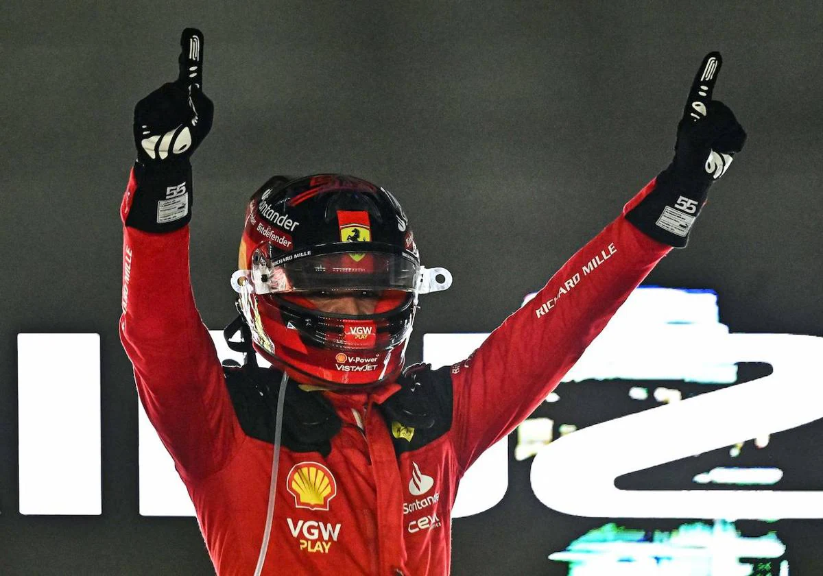 Carlos Sainz logra en Singapur su segunda victoria en la F1