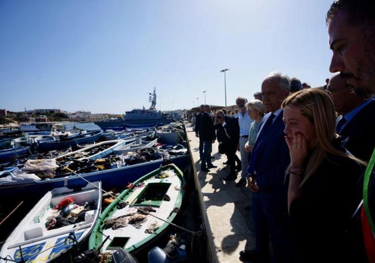 Von der Leyen apoya una misión naval europea que frene la inmigración en el Mediterráneo