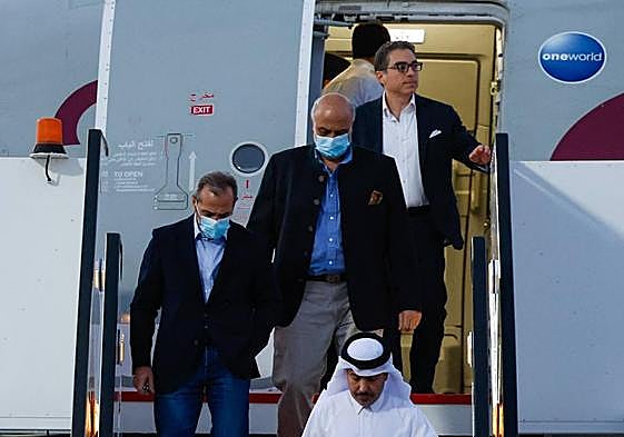 Tres de los cinco estadounidenses, que estaba detenidos en Irán, llegan a Doha tras su liberación