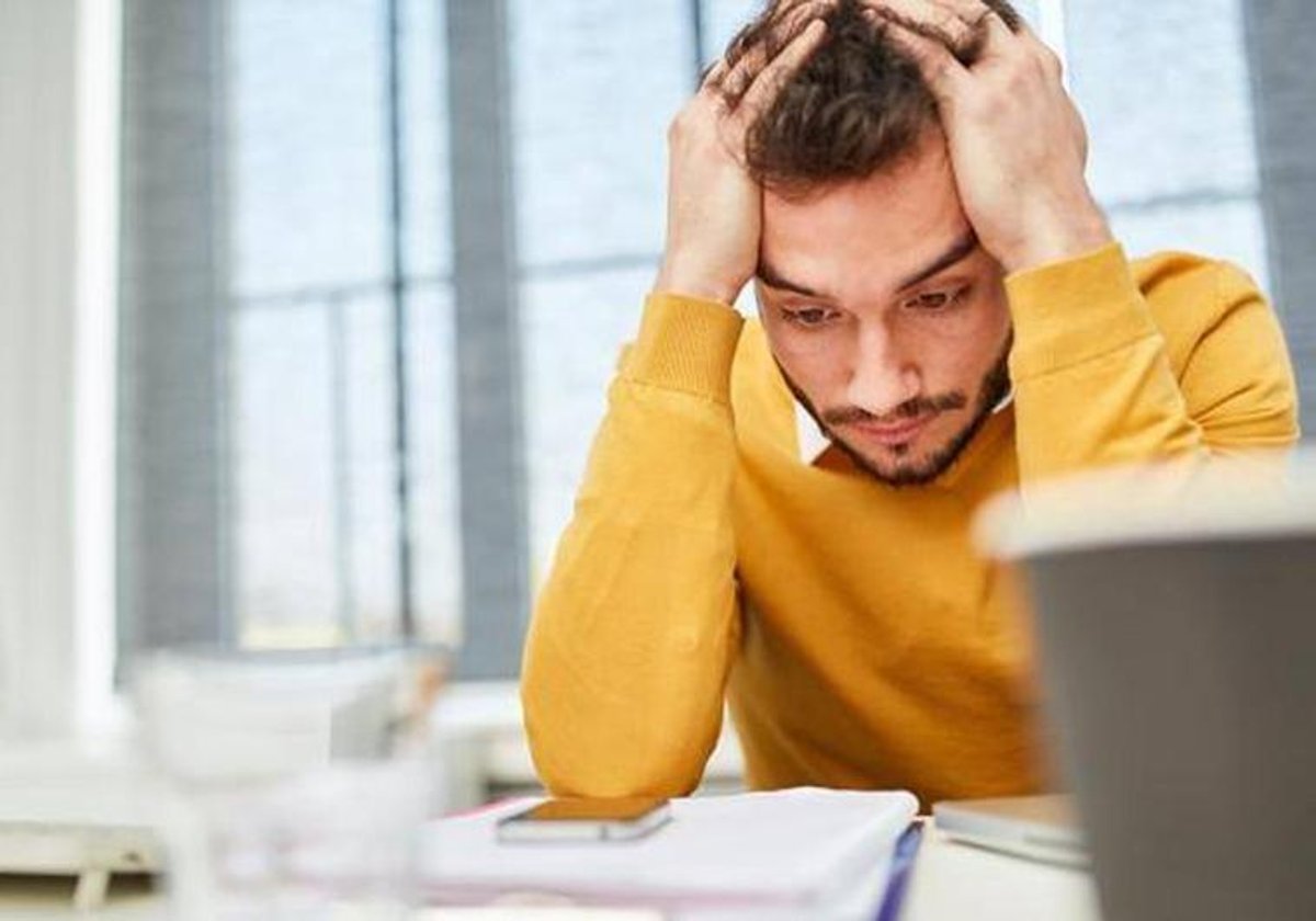 Título: Cómo Hacer Frente al Agotamiento Digital: Reconectar con la Humanidad en la Era Digital