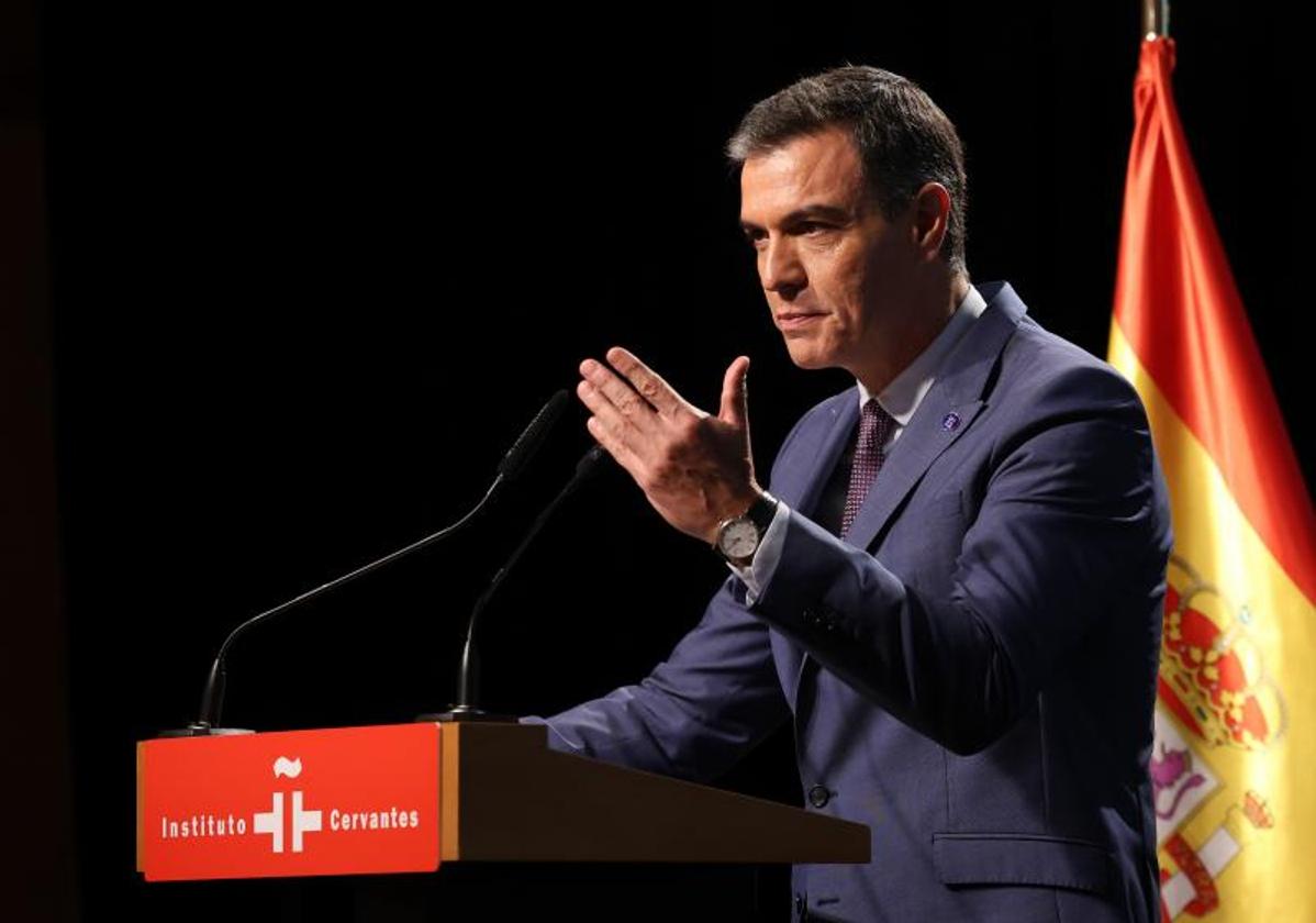 Sánchez clausura el acto celebrado con motivo del 'Día Europeo de las Lenguas'