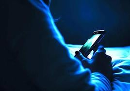 La peligrosa vida digital de un menor de catorce años