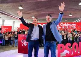 José Luis Rodríguez Zapatero y Pedro Sánchez en un acto del PSOE por el 8-M en Madrid.